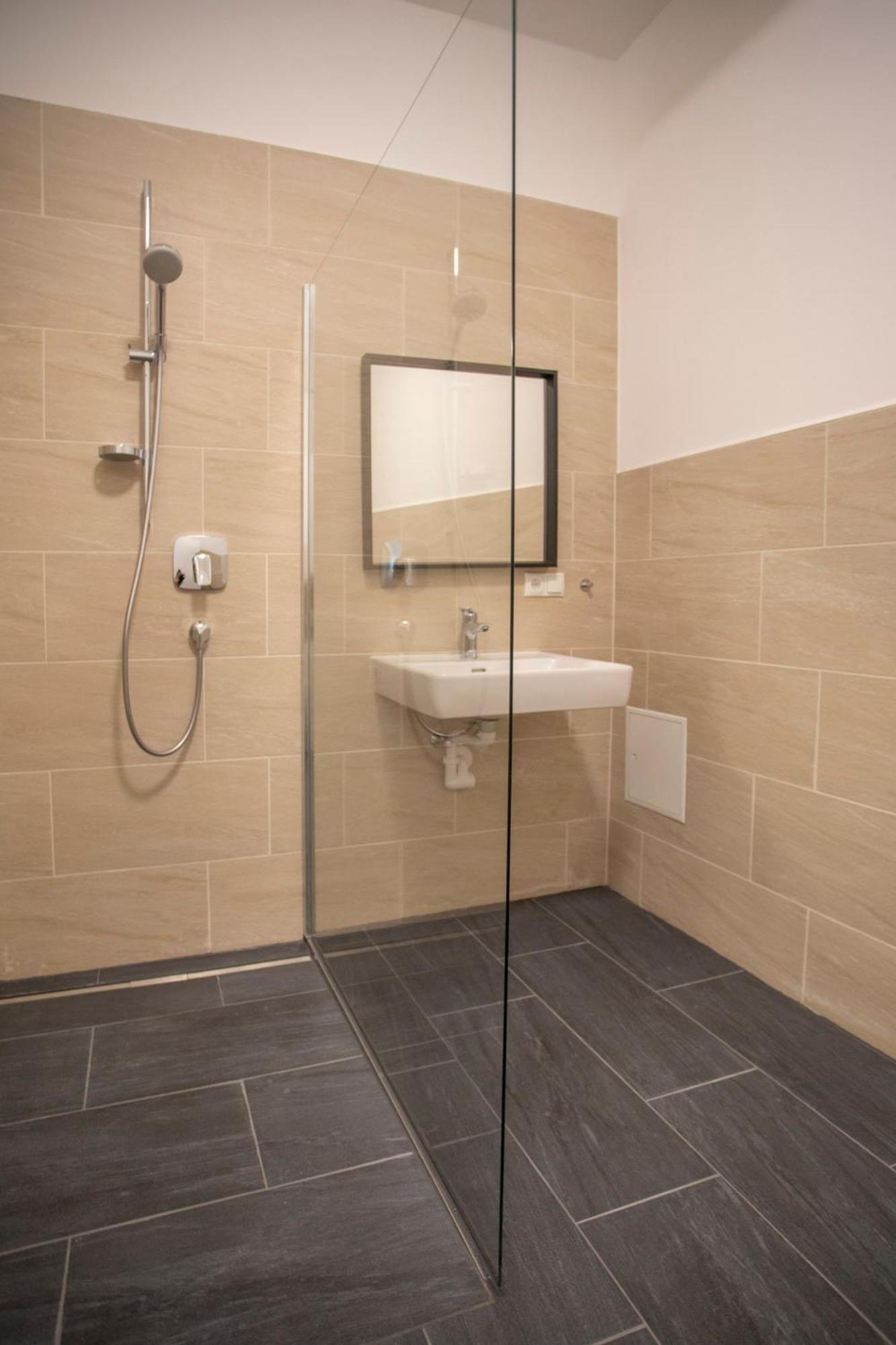 Innsbruck Urban Apartment I No Stairs I 24H Contactless Check-In 外观 照片